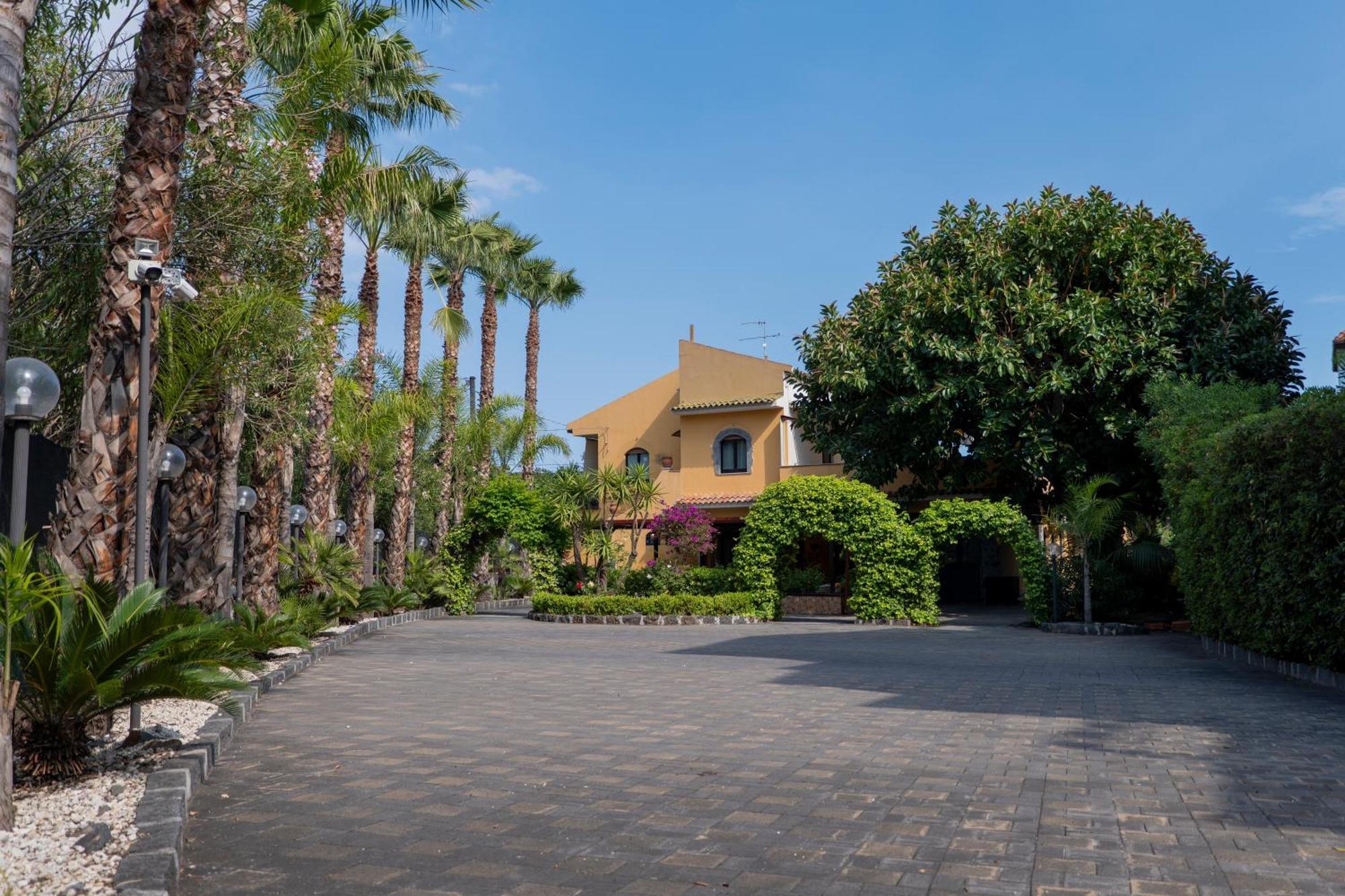 Villa Seta Giardini Naxos Eksteriør billede